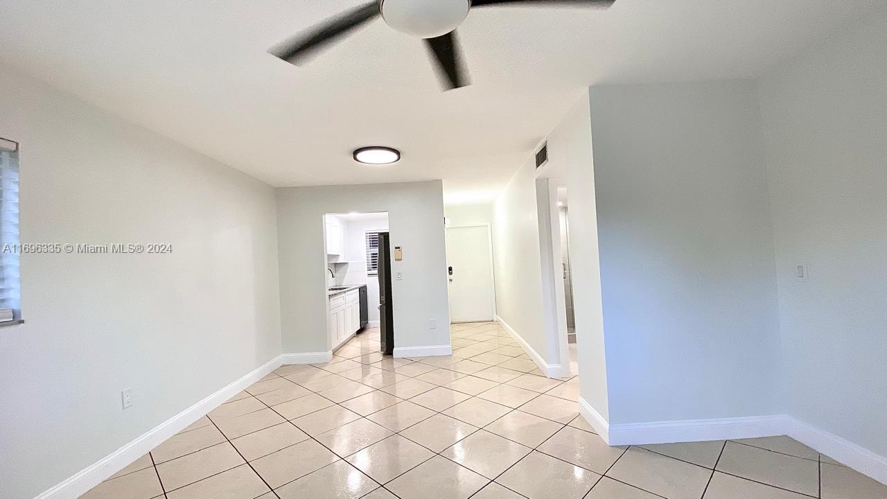BOCA TOWNE CENTRE CONDO - Residential Lease