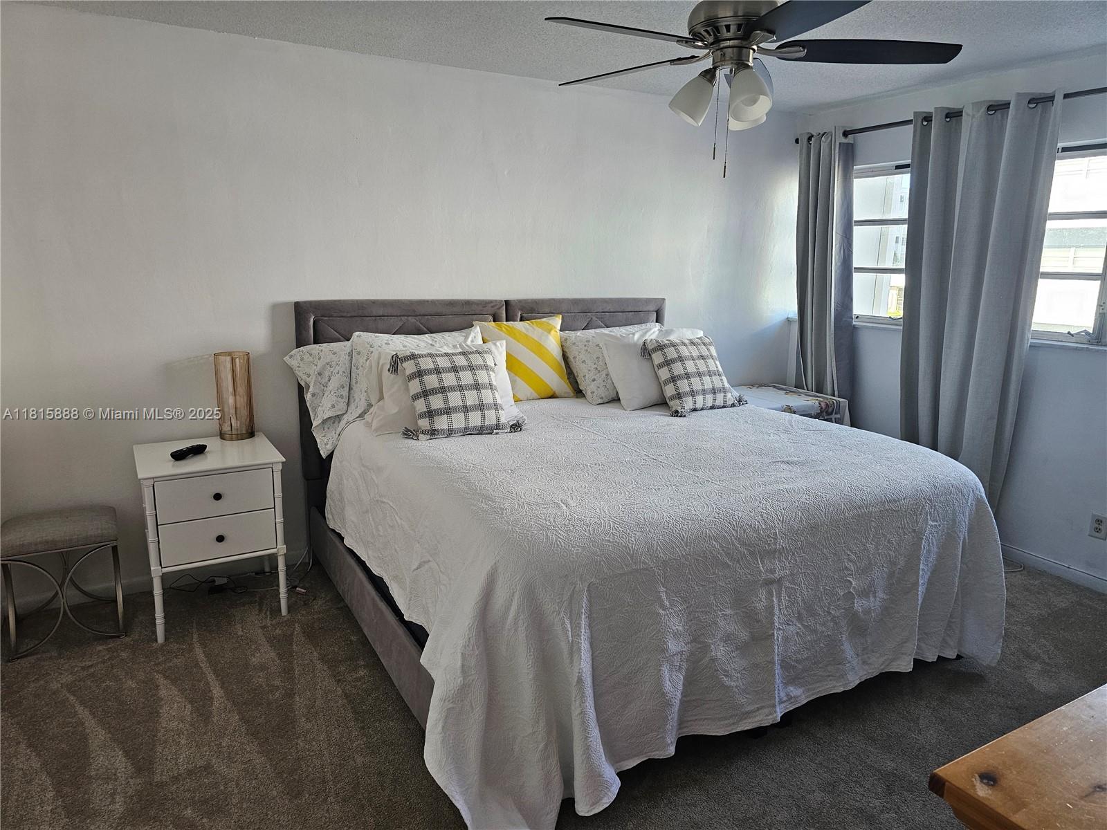 FIRST GULFSTREAM GARDEN - Residential Lease