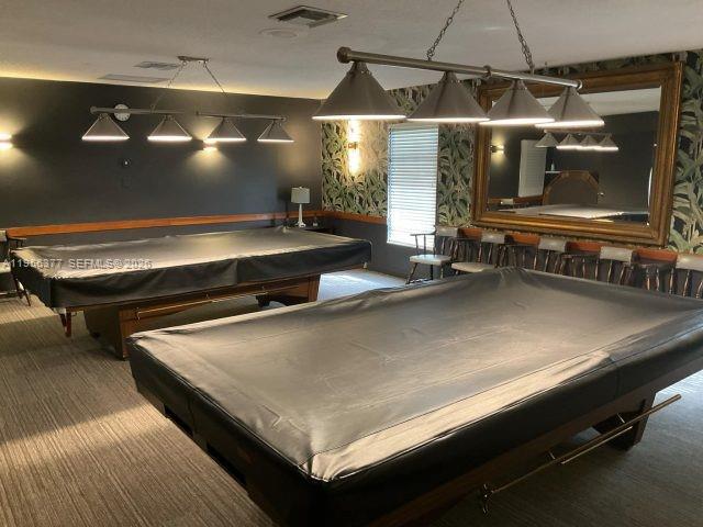 MEADOWS CONDO - Residential