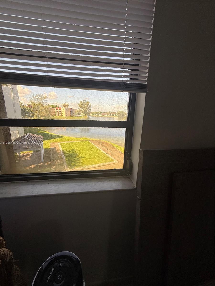 VISTA DEL LAGO CONDO PH 2 - Residential Lease