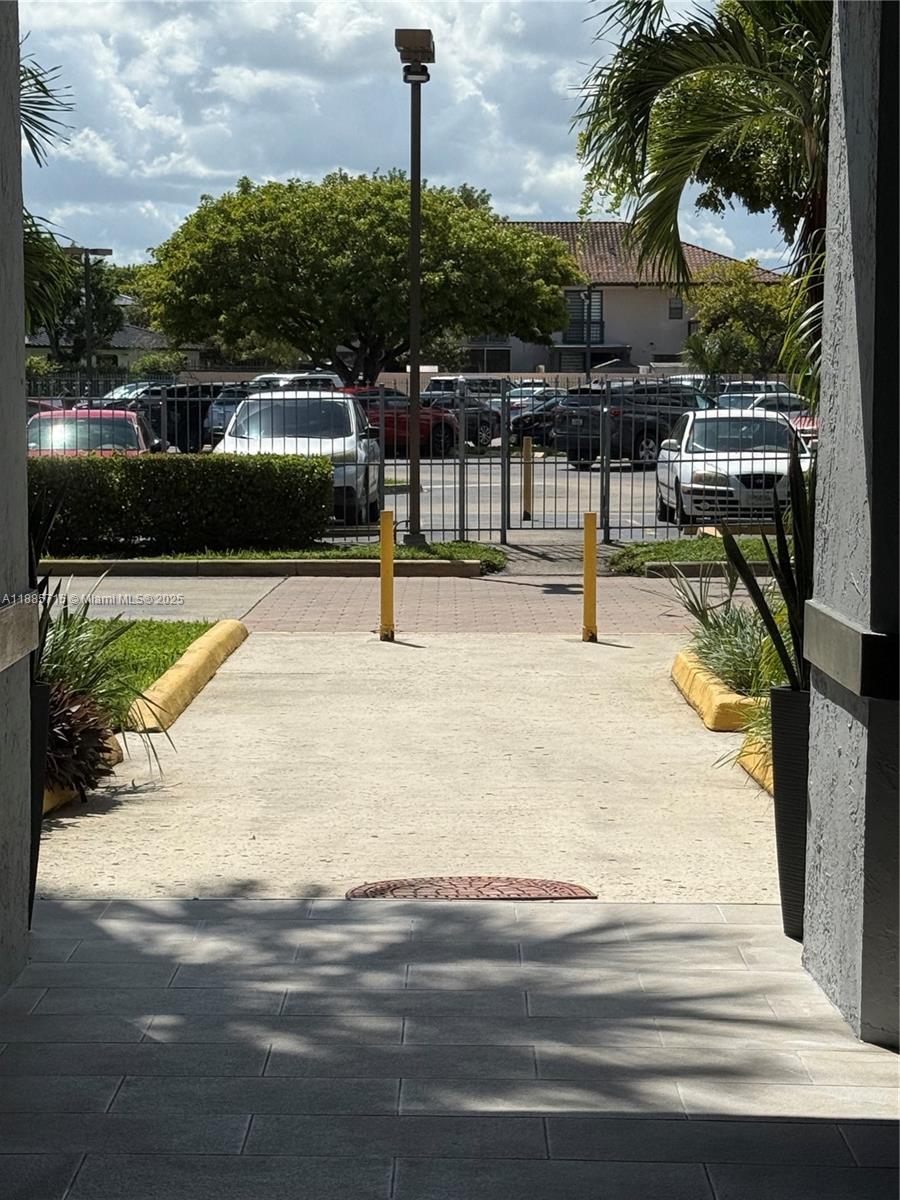 VISTA DEL LAGO CONDO PH 2 - Residential Lease