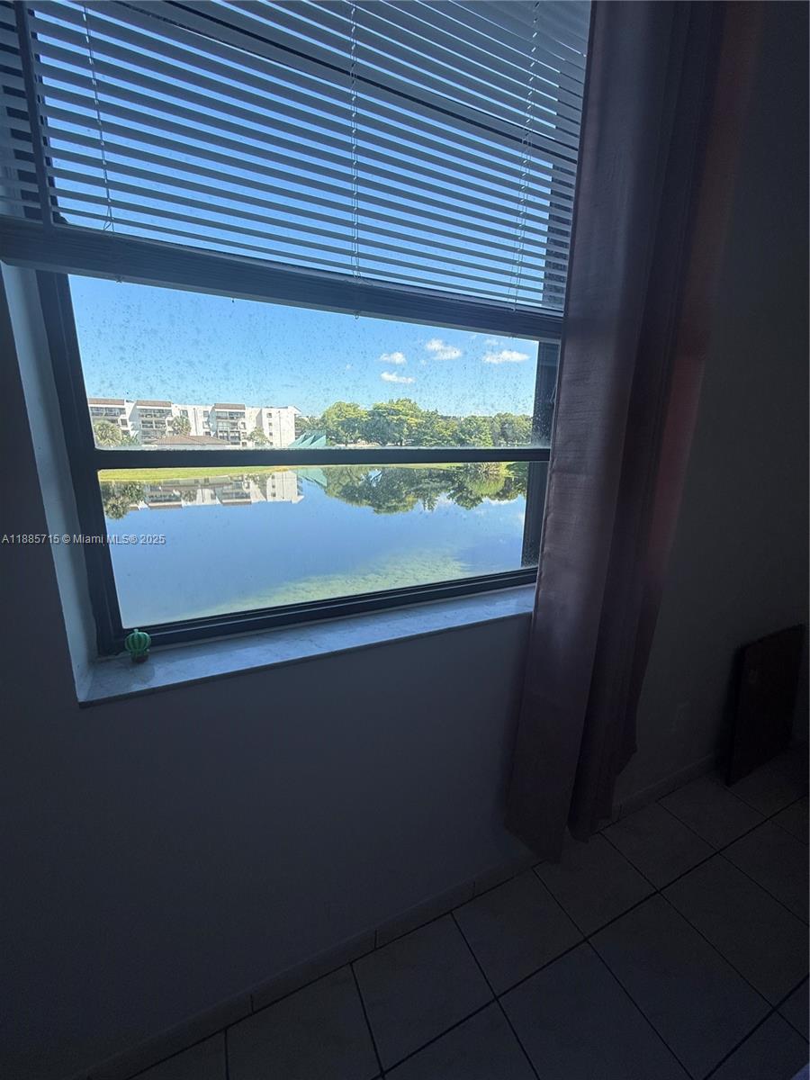 VISTA DEL LAGO CONDO PH 2 - Residential Lease