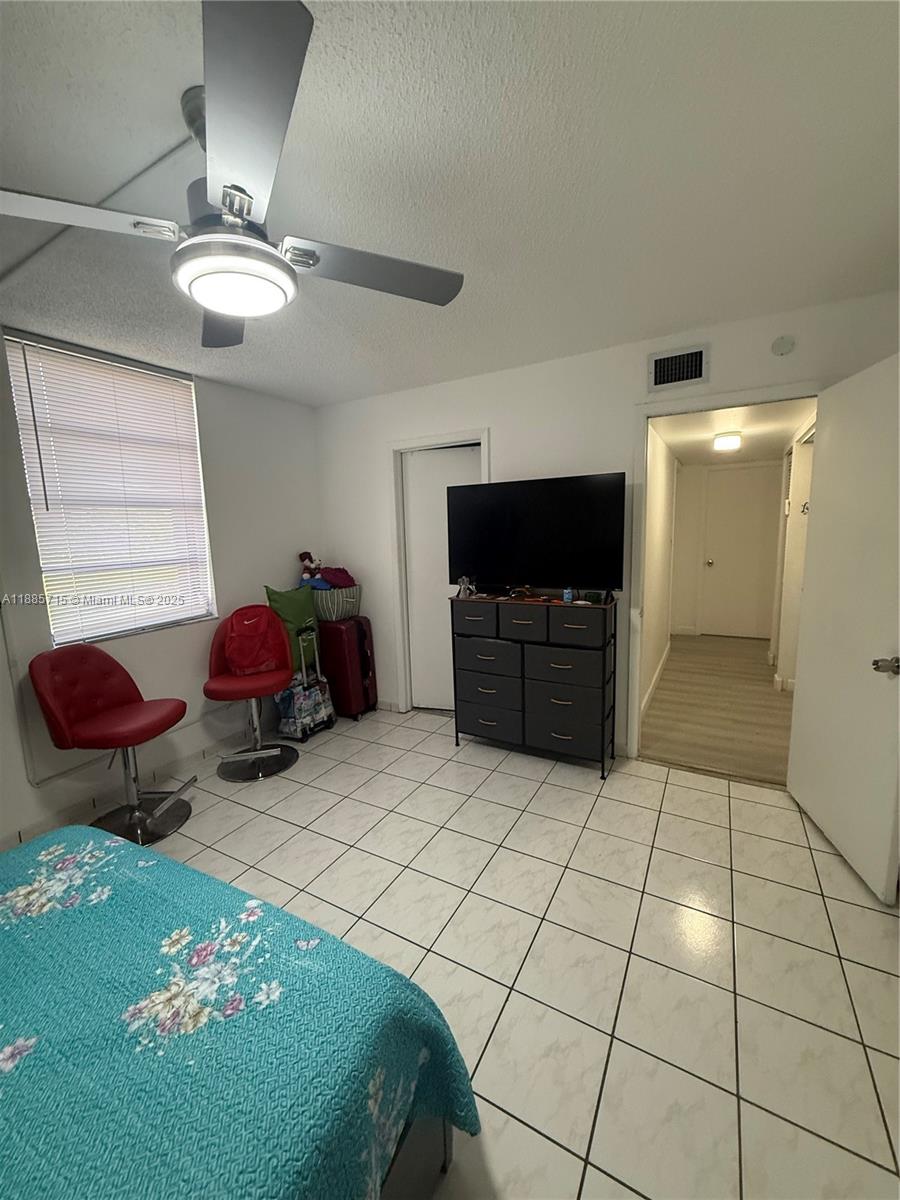 VISTA DEL LAGO CONDO PH 2 - Residential Lease