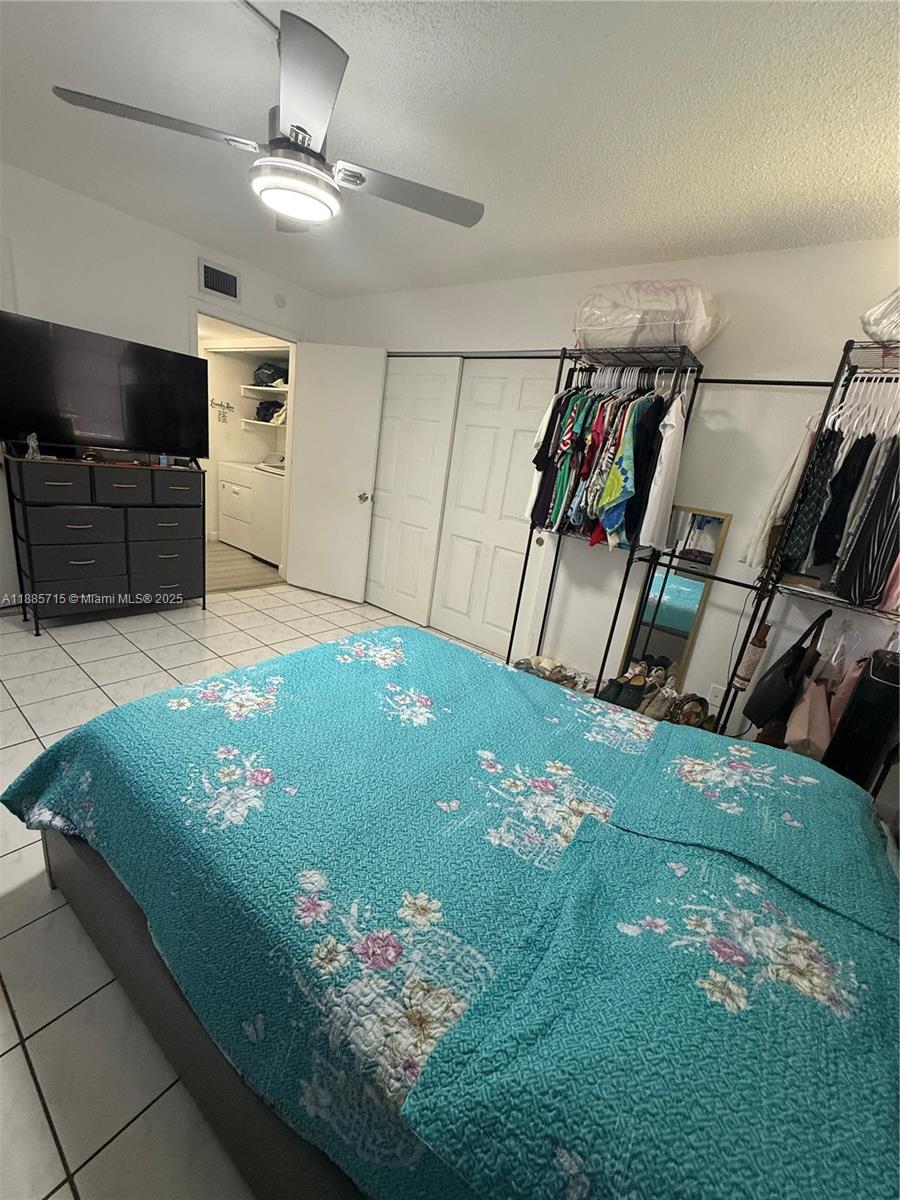 VISTA DEL LAGO CONDO PH 2 - Residential Lease