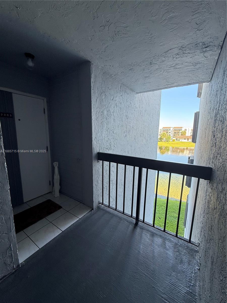 VISTA DEL LAGO CONDO PH 2 - Residential Lease