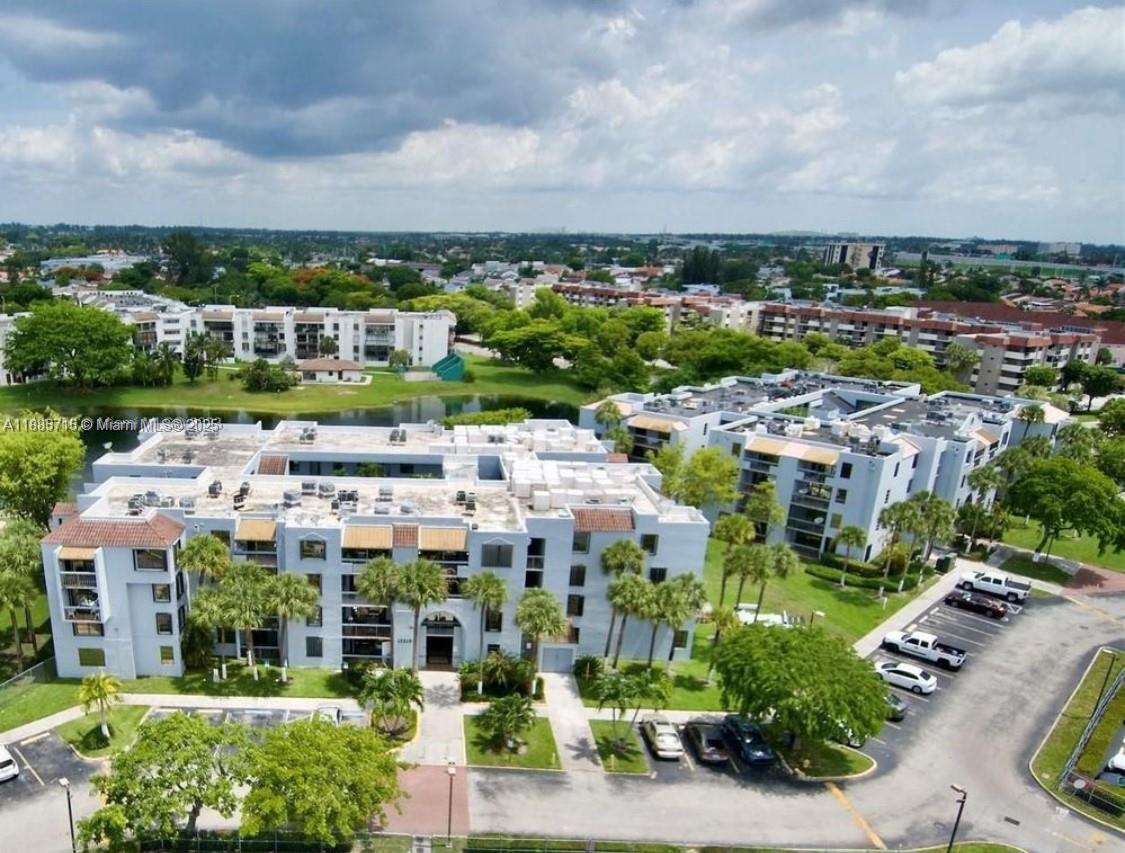 VISTA DEL LAGO CONDO PH 2 - Residential Lease