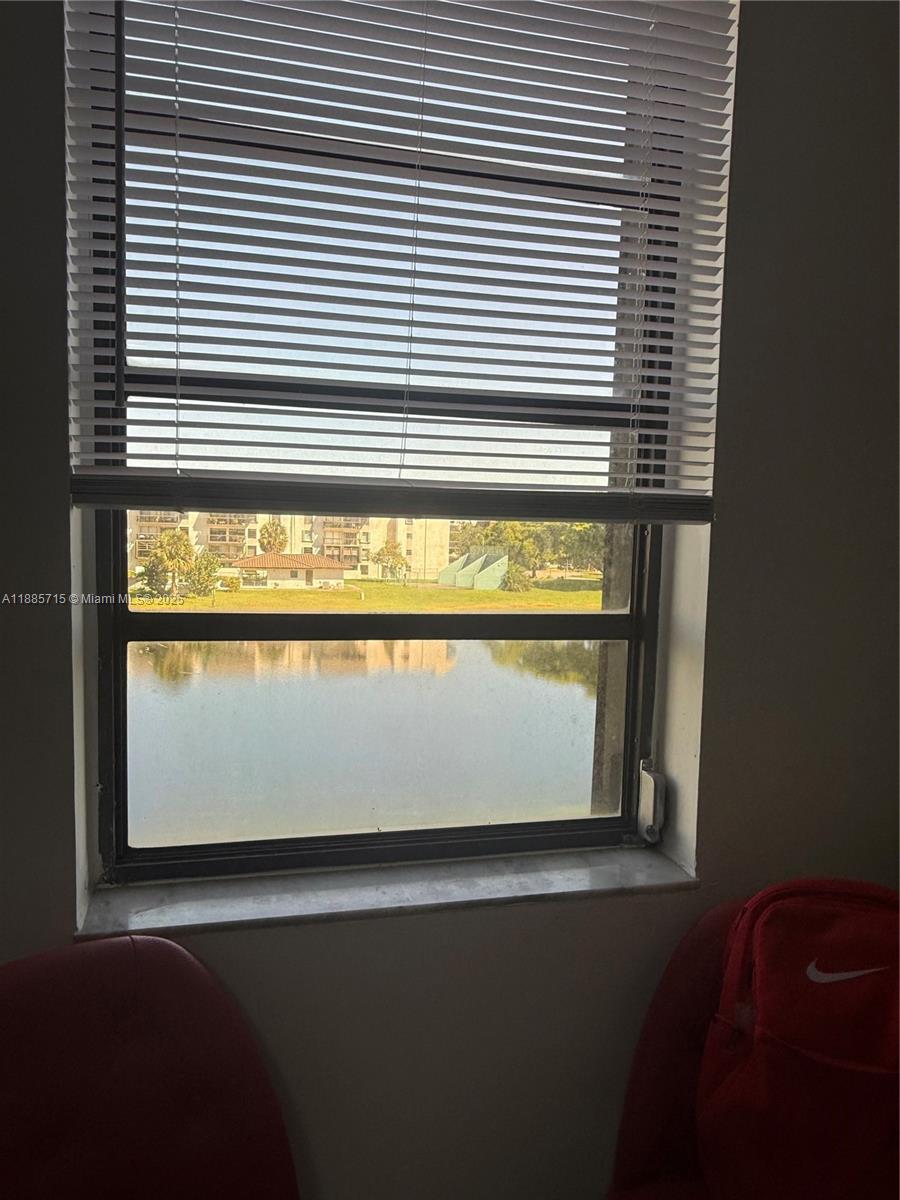 VISTA DEL LAGO CONDO PH 2 - Residential Lease