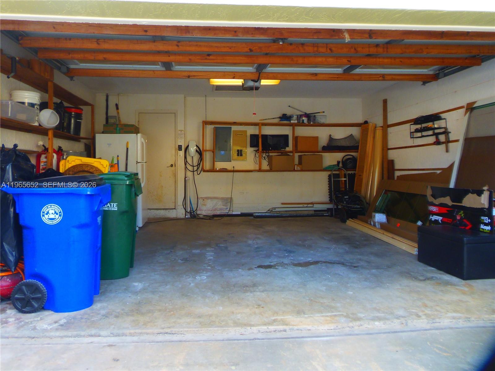 HOLIDAY SPRINGS VILLAGE S - Residential