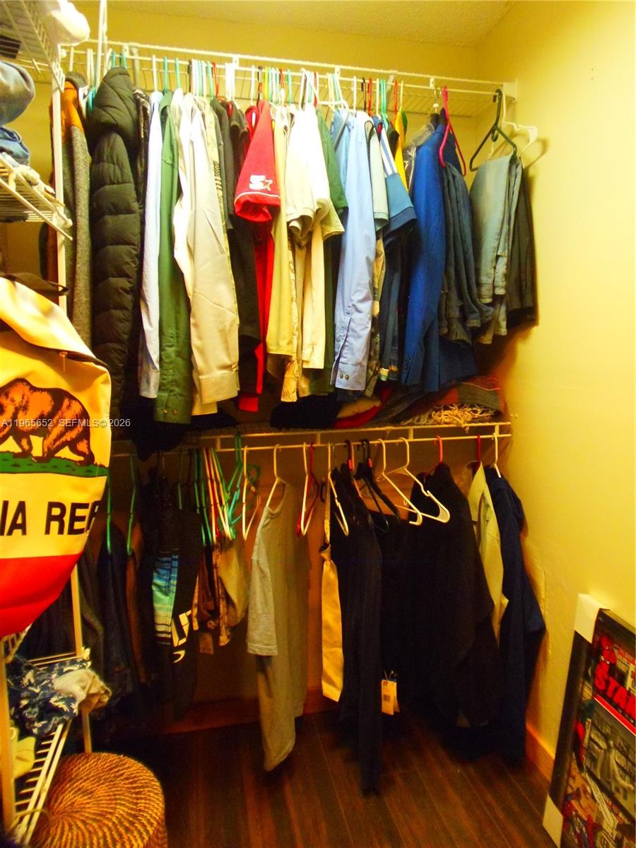 HOLIDAY SPRINGS VILLAGE S - Residential