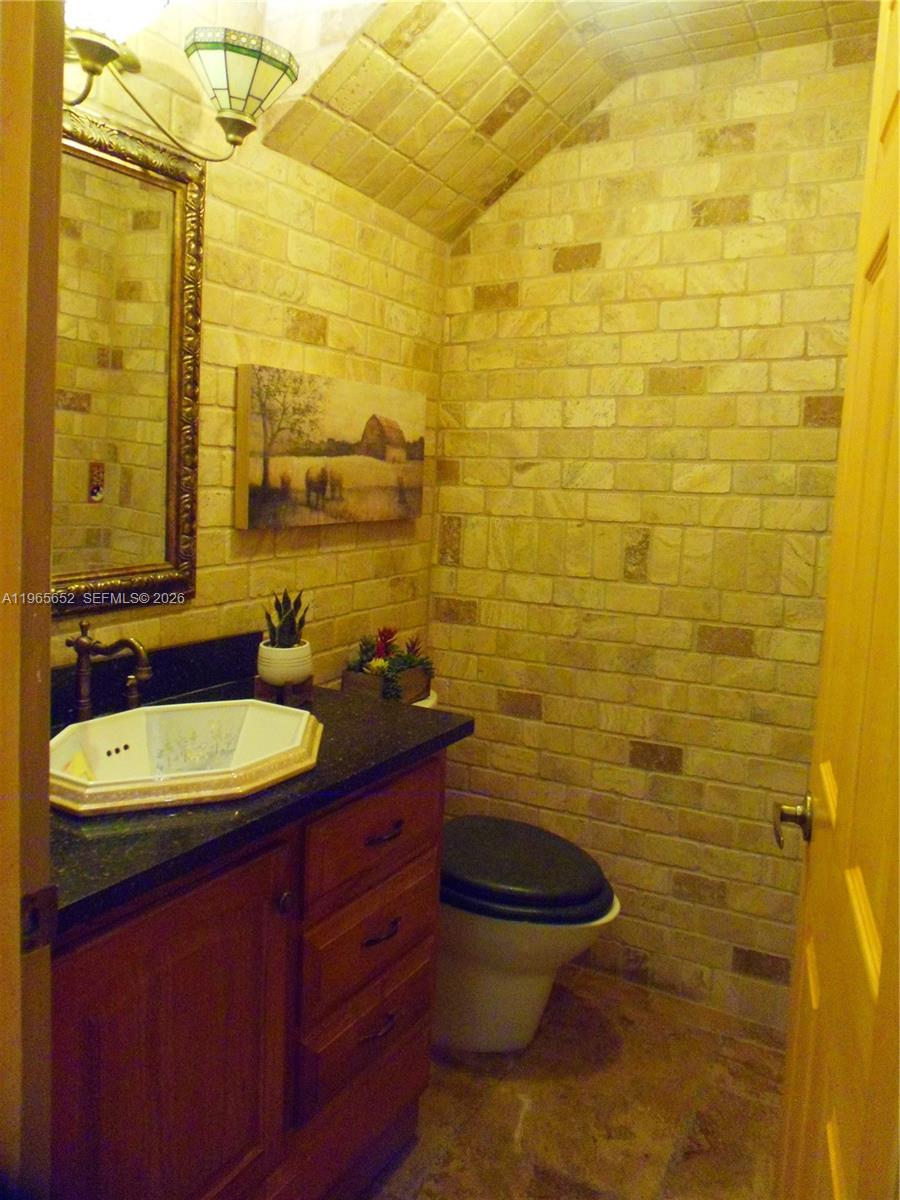 HOLIDAY SPRINGS VILLAGE S - Residential