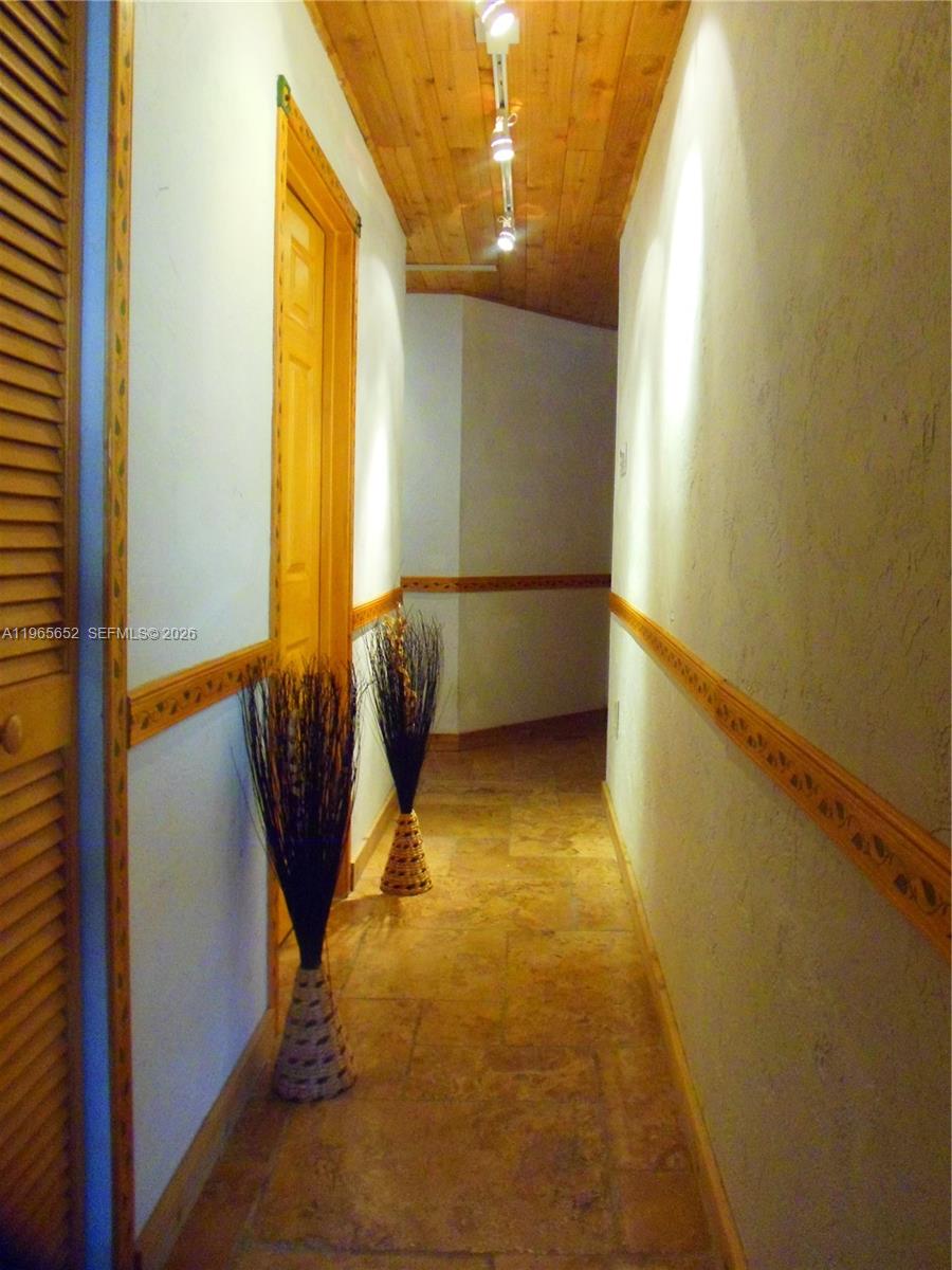 HOLIDAY SPRINGS VILLAGE S - Residential