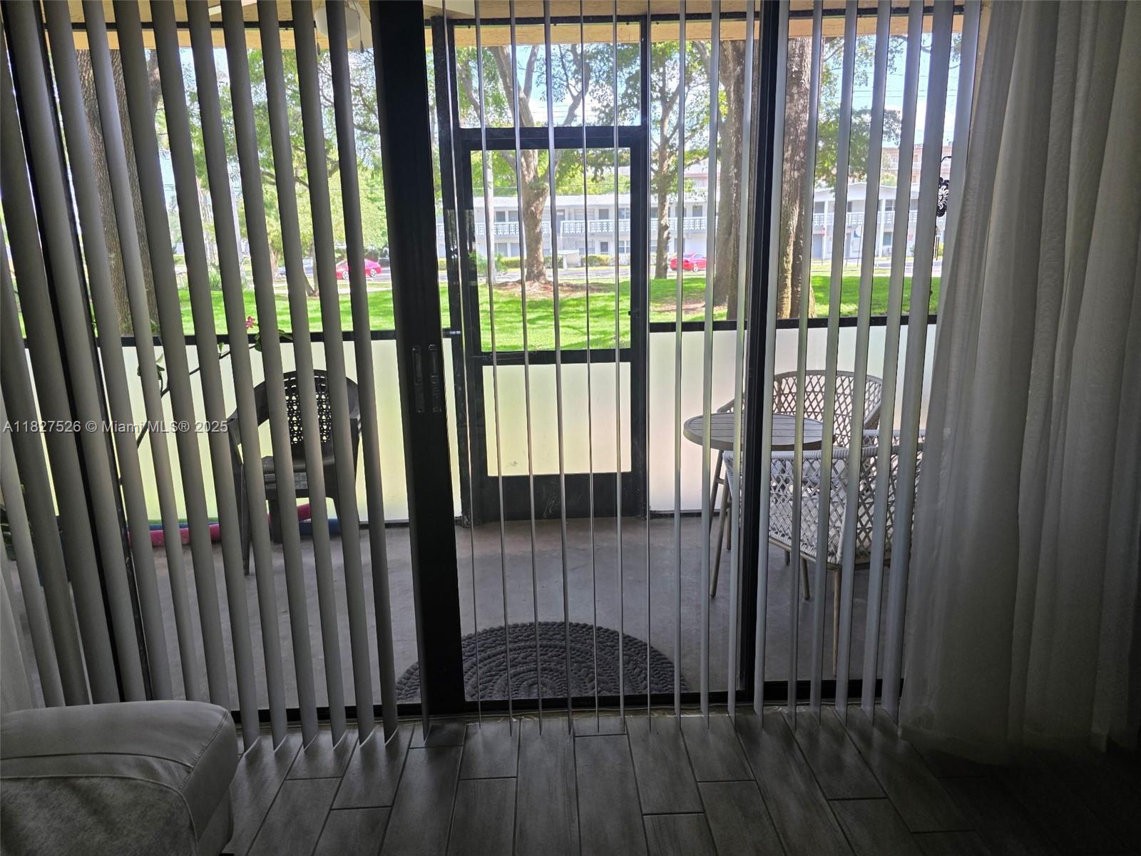 6800 Cypress Rd 106