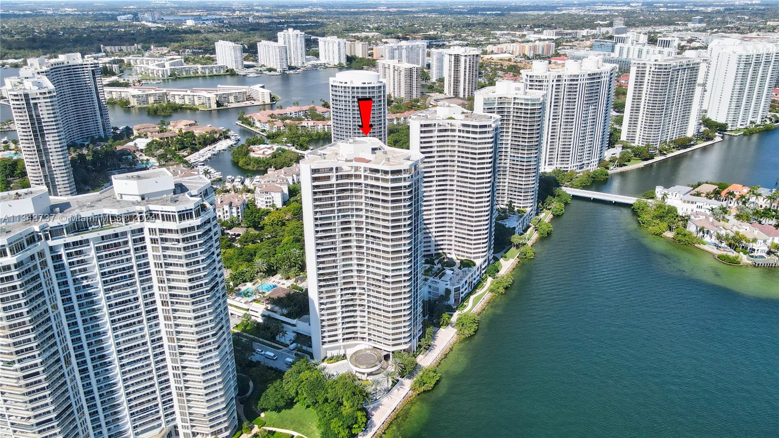2800 Island Blvd PH05