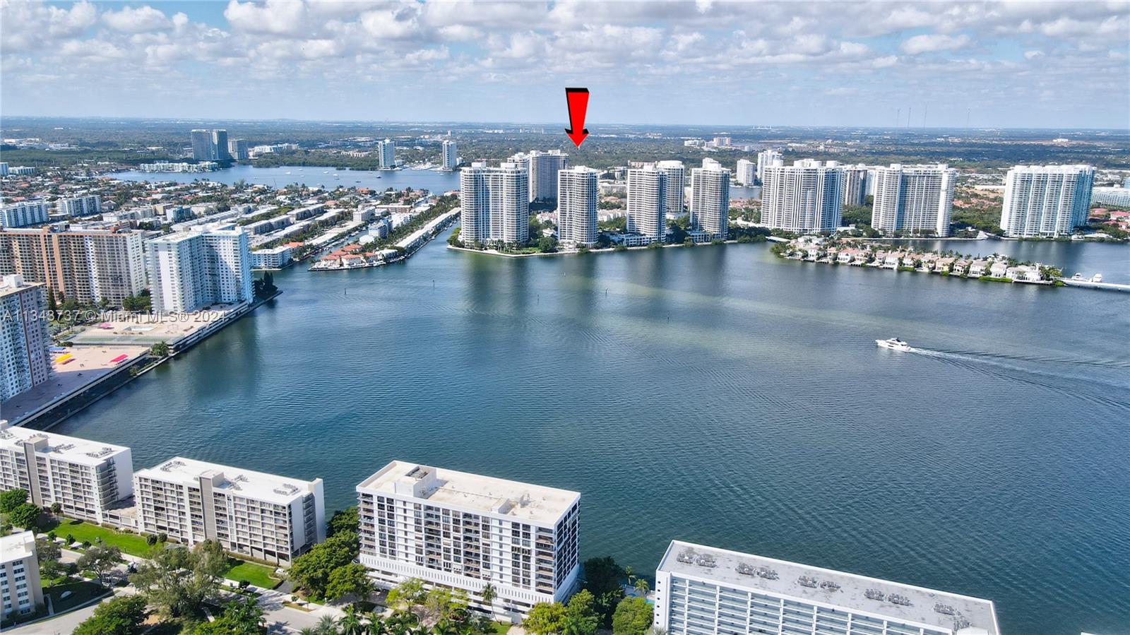 2800 ISL BLVD WILLIAMS IS - Residential