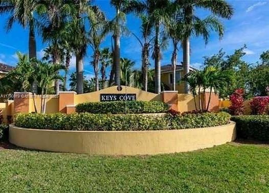Property for Sale at 2731 Se 17th Ave 201, Homestead, Miami-Dade County, Florida - Bedrooms: 3 
Bathrooms: 2  - $279,900