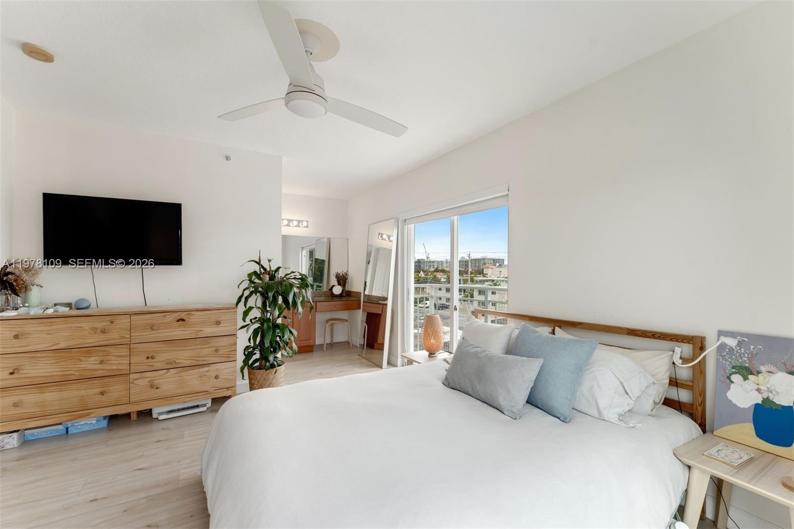 LAS BRISAS OF MIAMI BEACH - Residential Lease