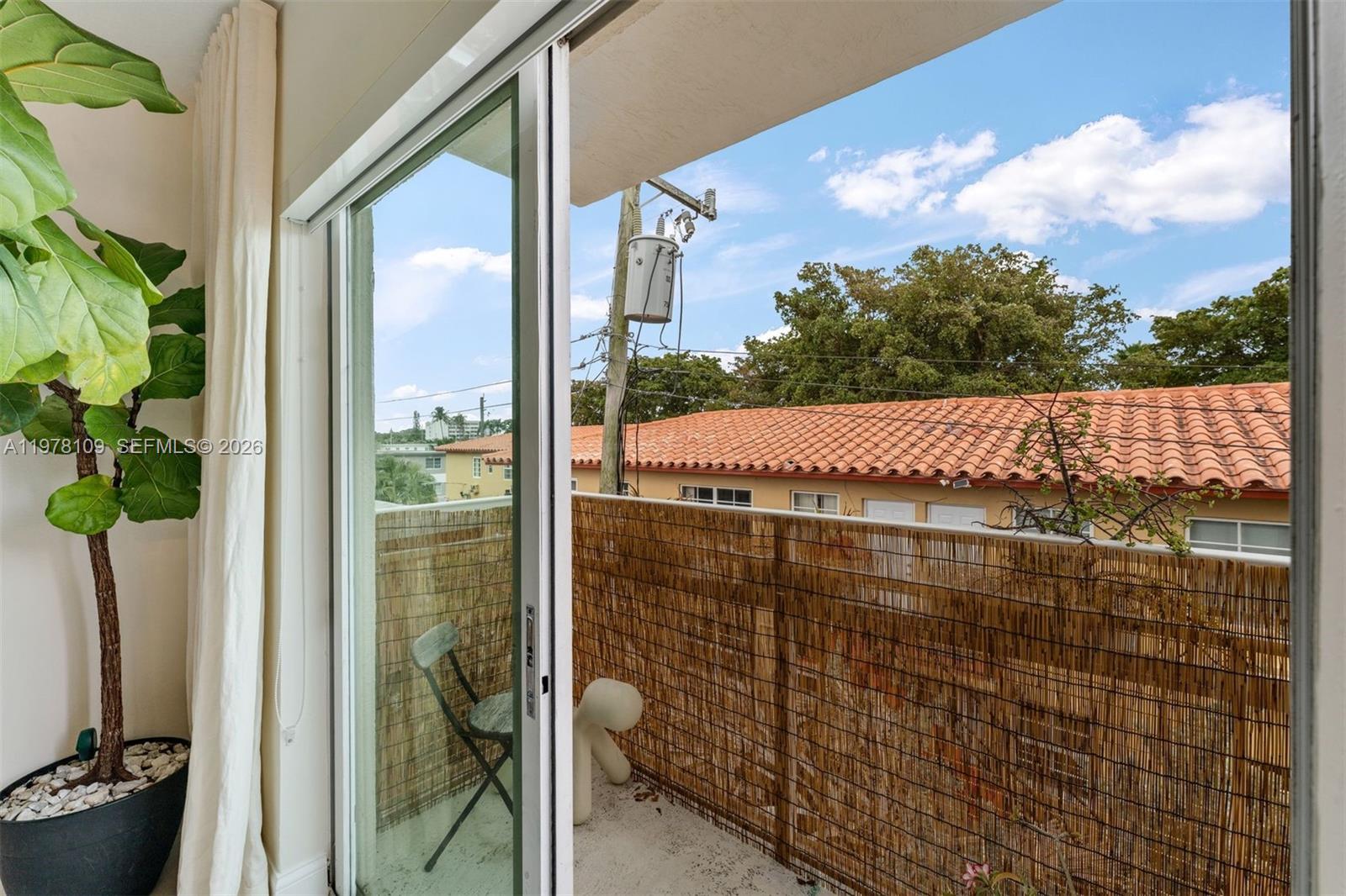 LAS BRISAS OF MIAMI BEACH - Residential Lease