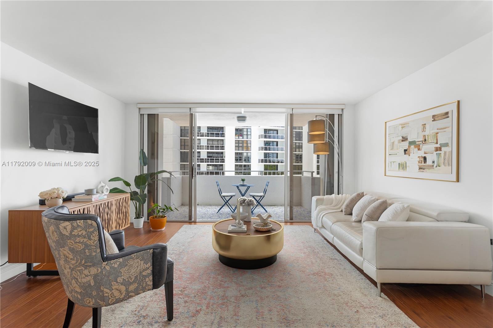 11 Island Ave 407
