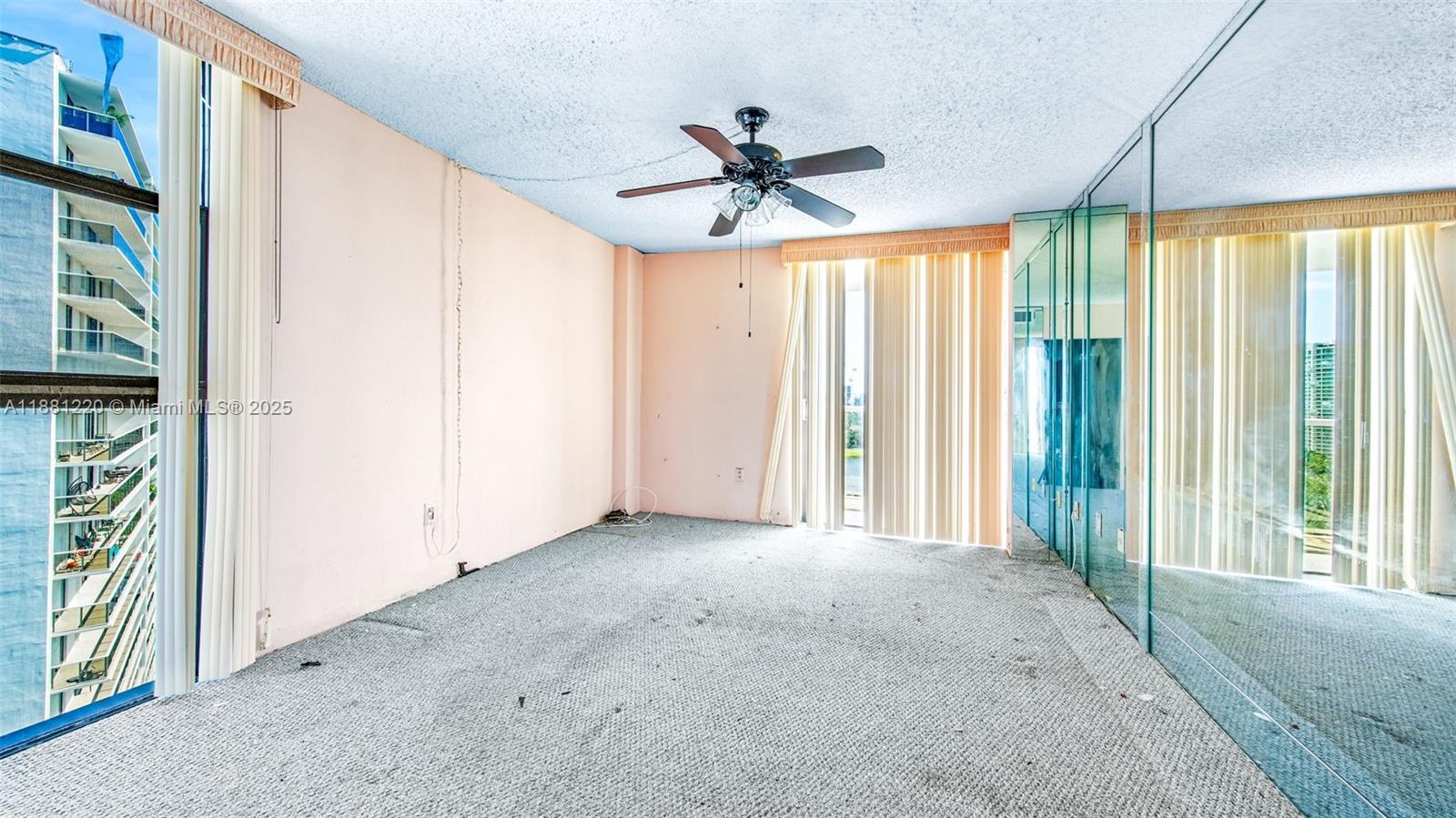 FLAMENCO CONDO TOWER I - Residential