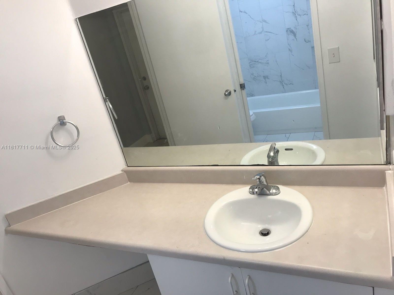 COURTYARDS AT DAVIE CONDO - Residential Lease