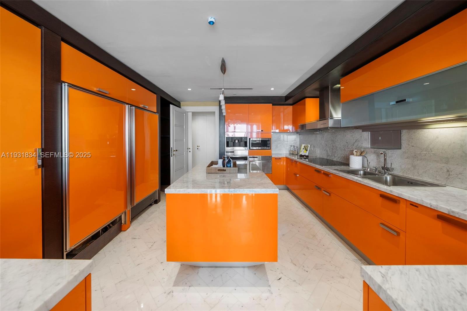 7400 OCEANSIDE AT FISHER - Residential Lease