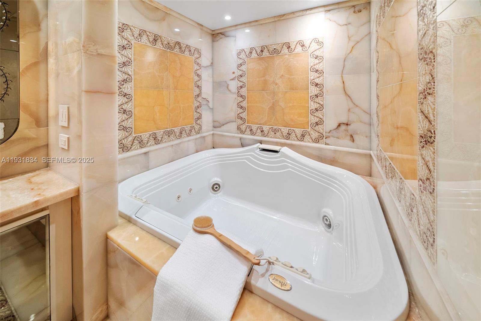 7400 OCEANSIDE AT FISHER - Residential Lease