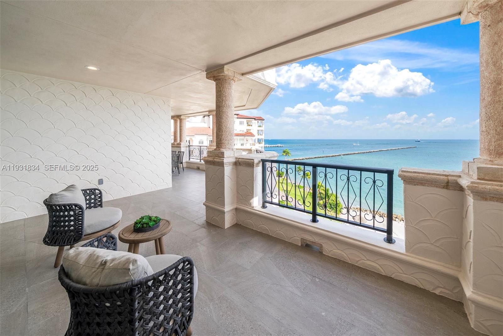 7400 OCEANSIDE AT FISHER - Residential Lease