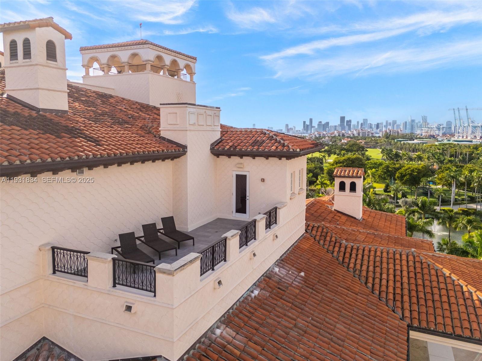 7400 OCEANSIDE AT FISHER - Residential Lease