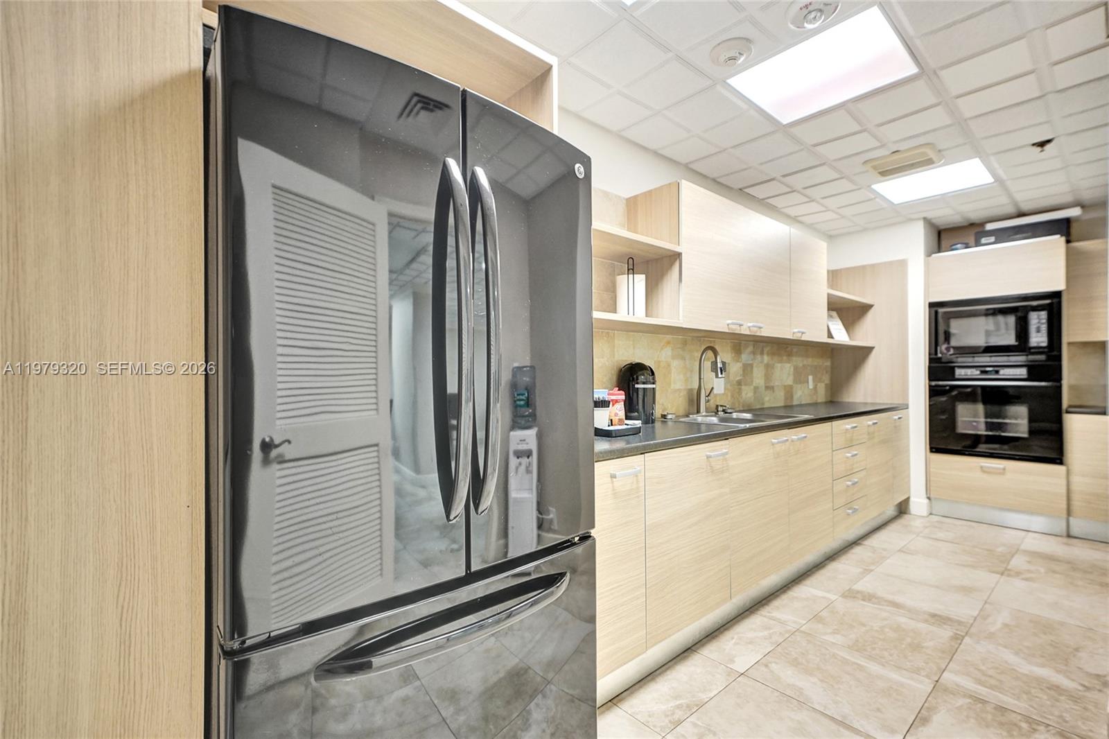 MYSTIC POINTE TOWER 500 C - Residential