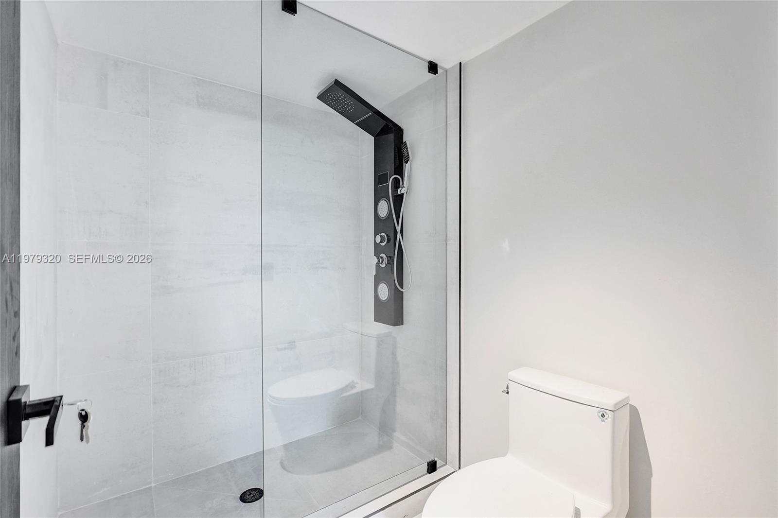 MYSTIC POINTE TOWER 500 C - Residential