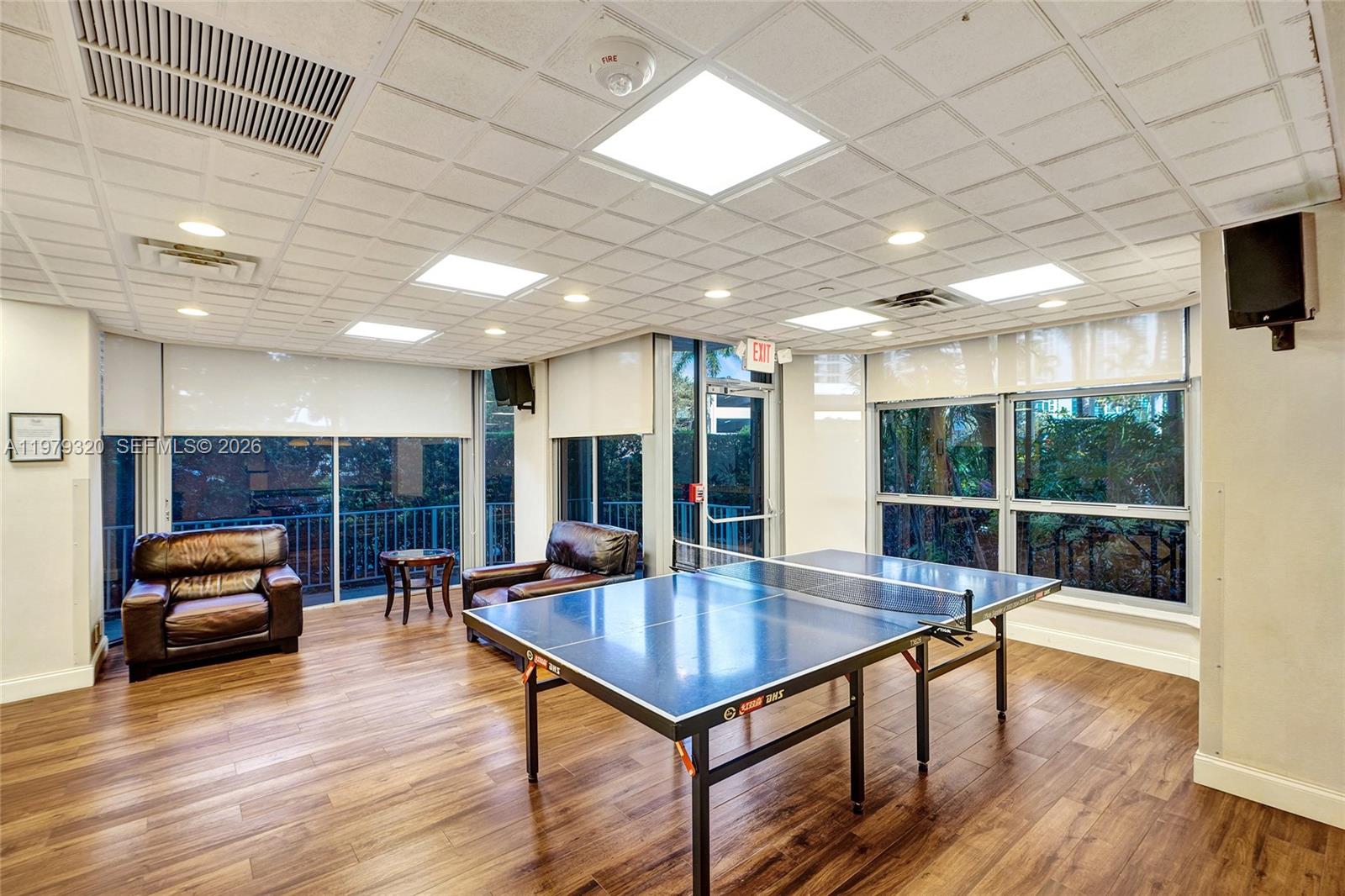 MYSTIC POINTE TOWER 500 C - Residential