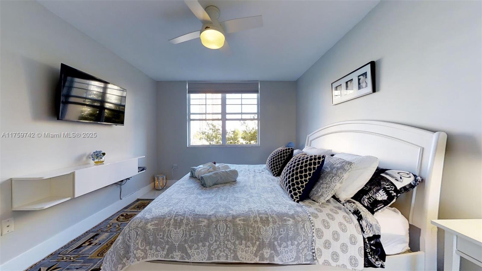 THE YACHT CLUB AT AVENTUR - Residential