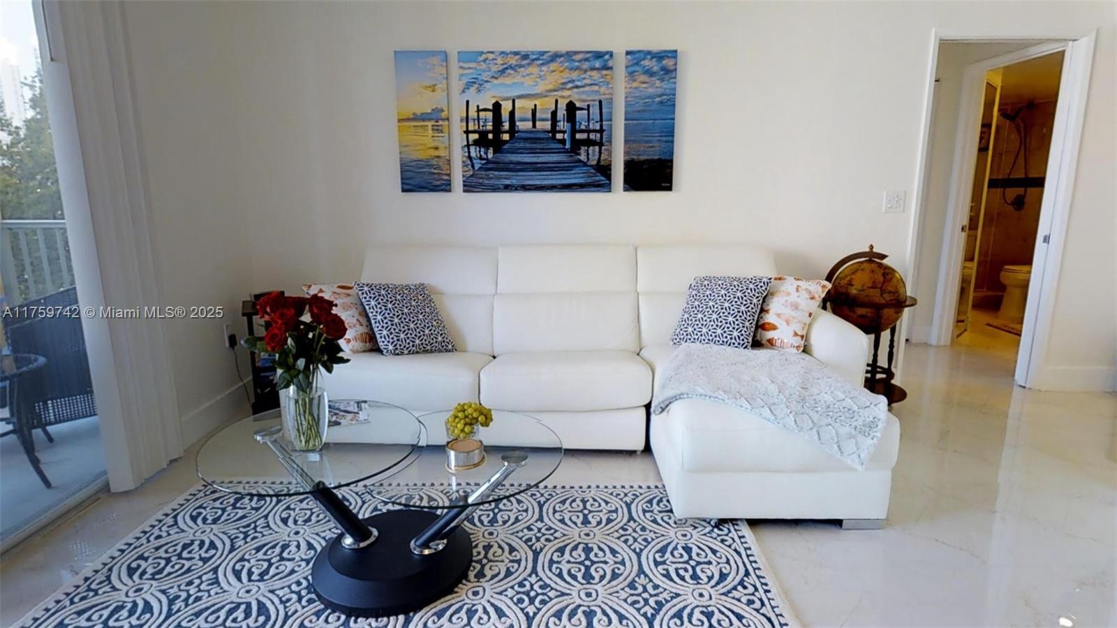 THE YACHT CLUB AT AVENTUR - Residential