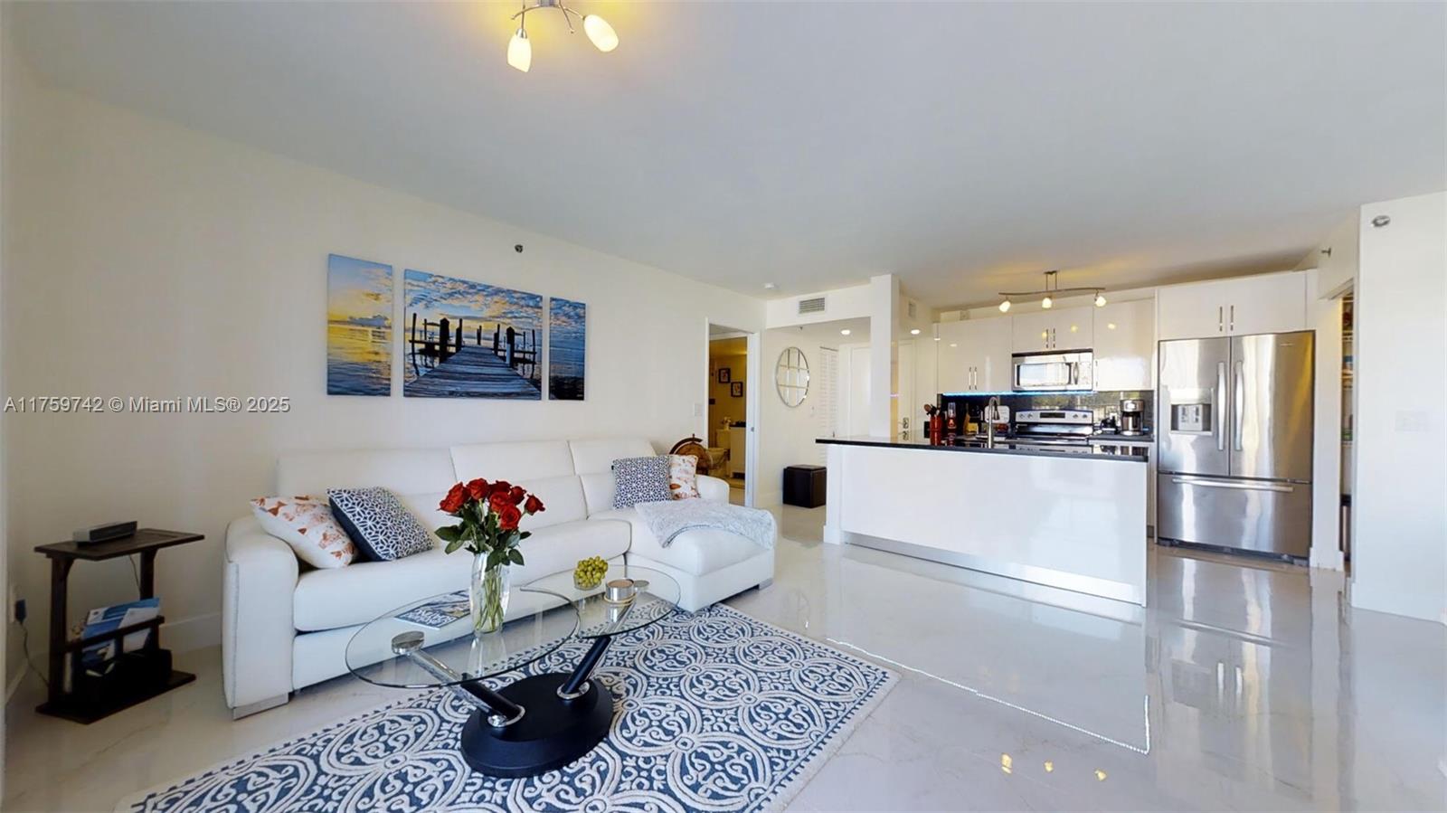 THE YACHT CLUB AT AVENTUR - Residential