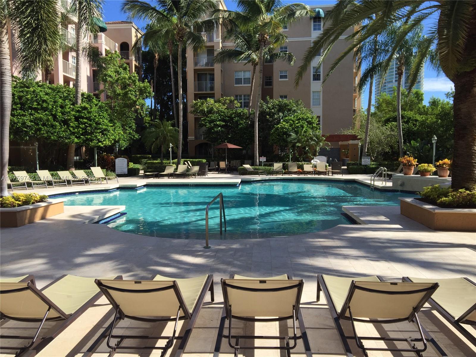 THE YACHT CLUB AT AVENTUR - Residential