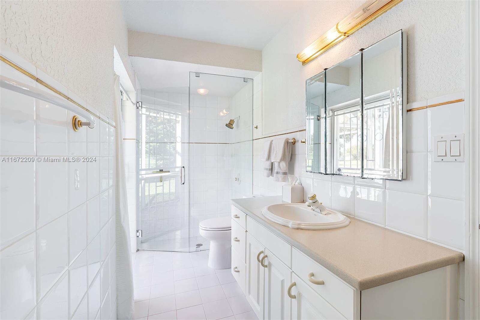 ROYAL PALM ESTATES REPLAT - Residential