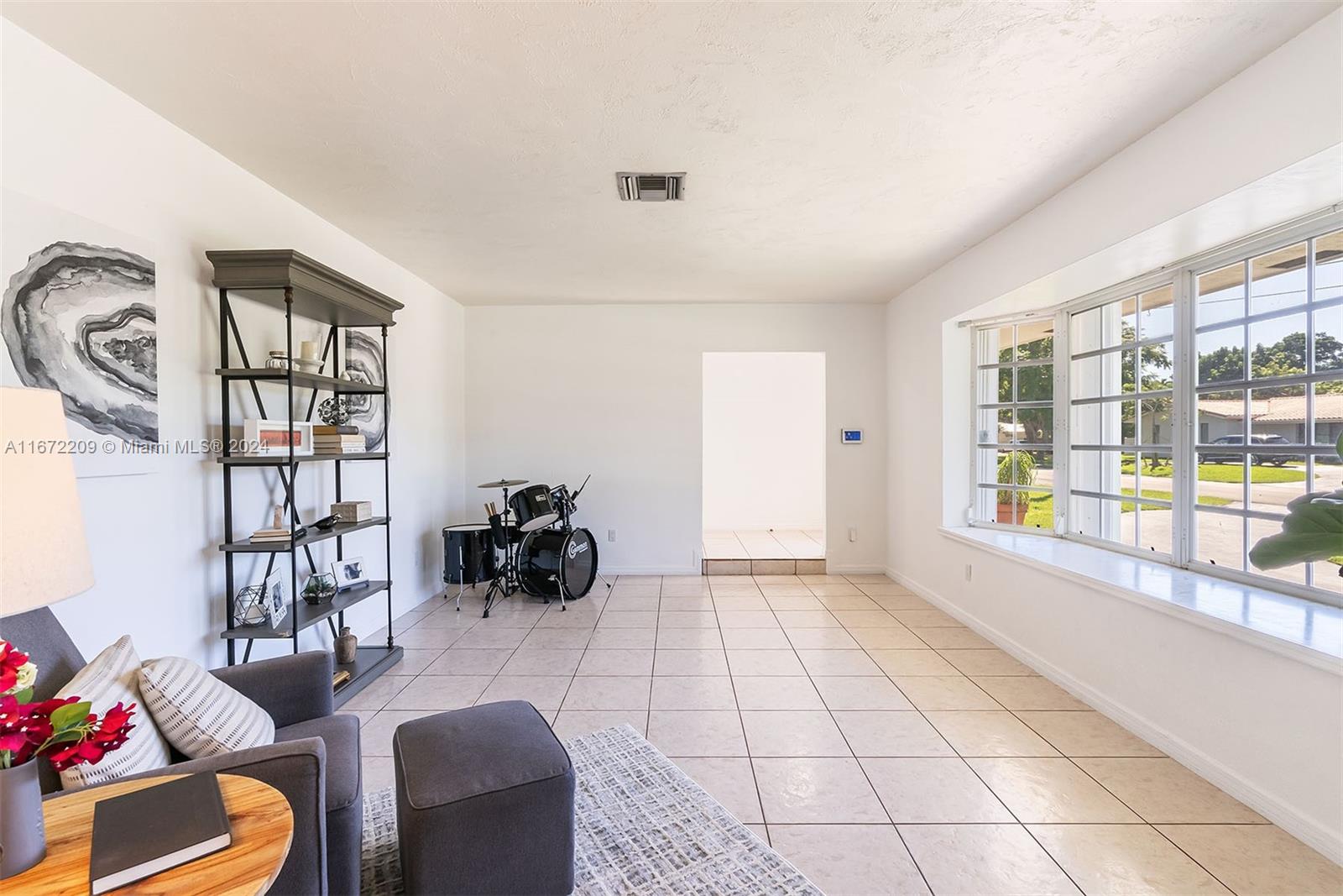 ROYAL PALM ESTATES REPLAT - Residential