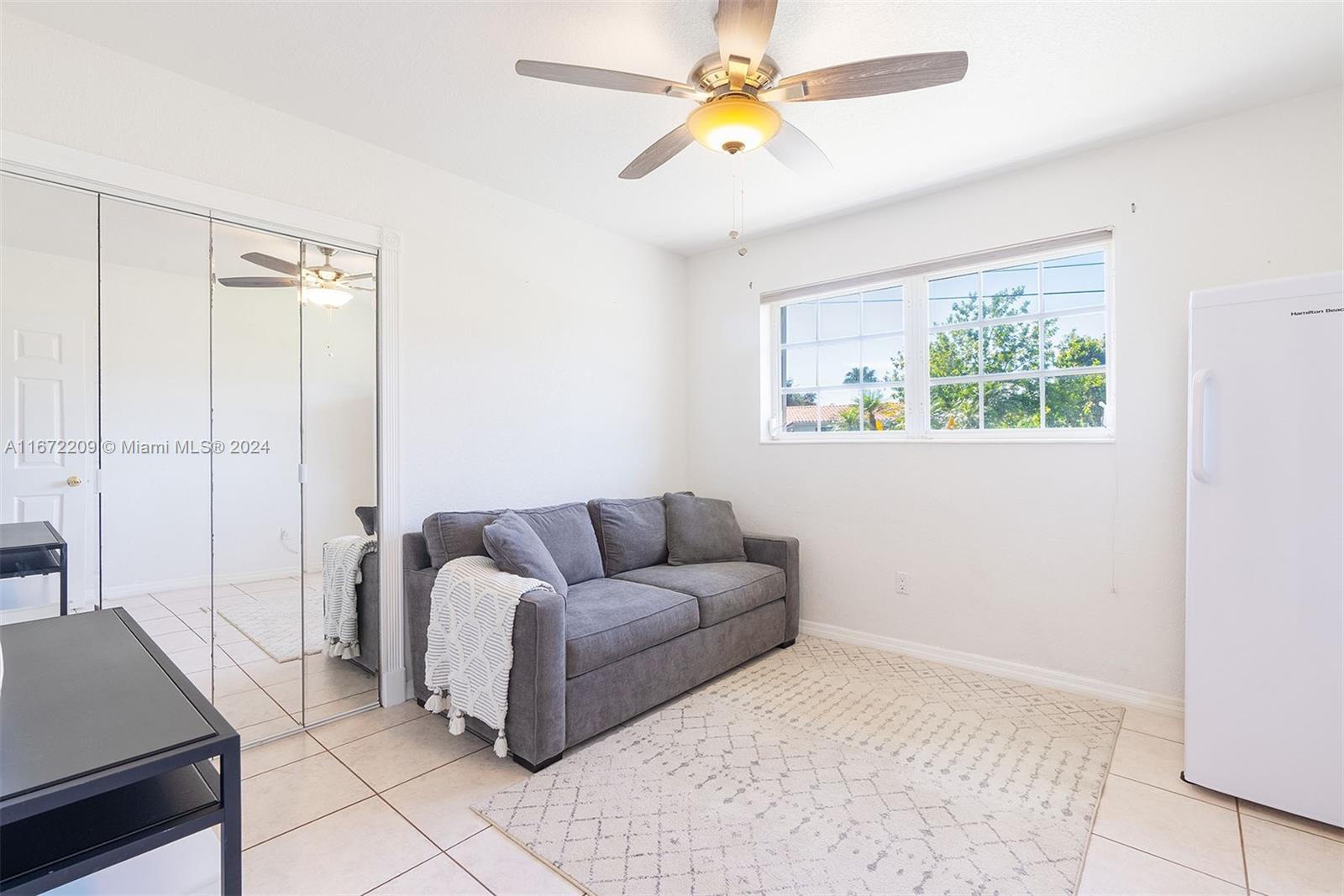 ROYAL PALM ESTATES REPLAT - Residential