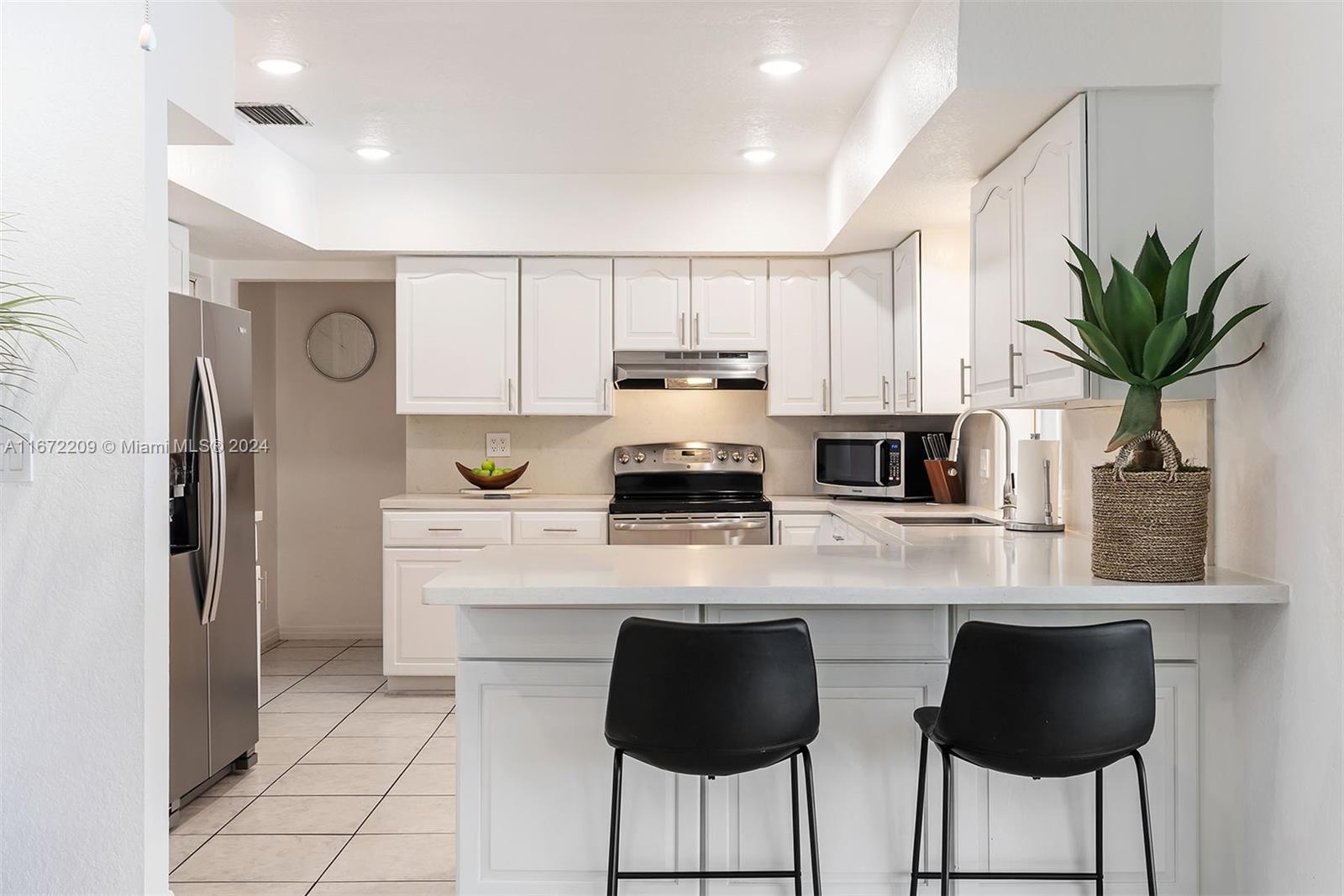 ROYAL PALM ESTATES REPLAT - Residential