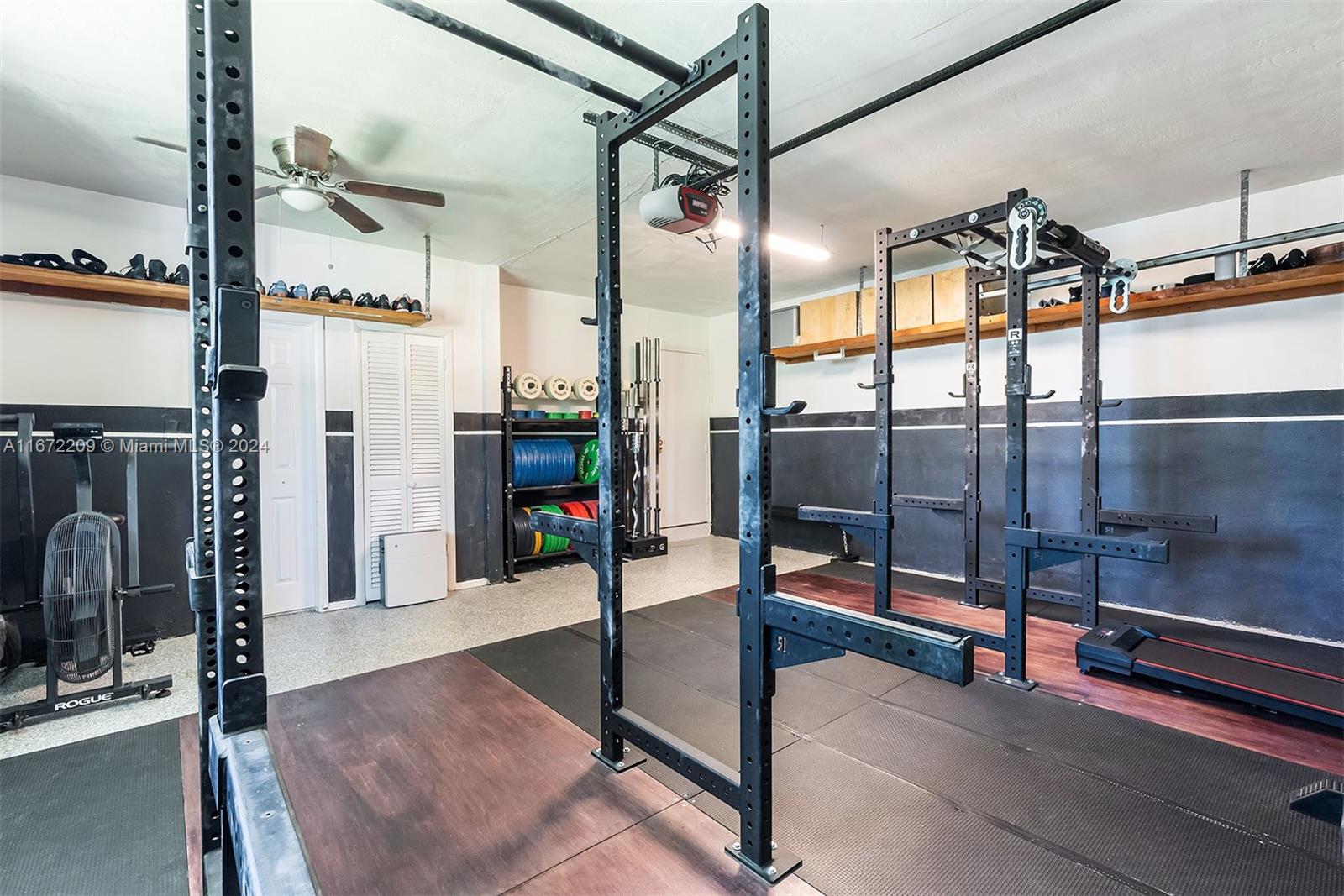 ROYAL PALM ESTATES REPLAT - Residential