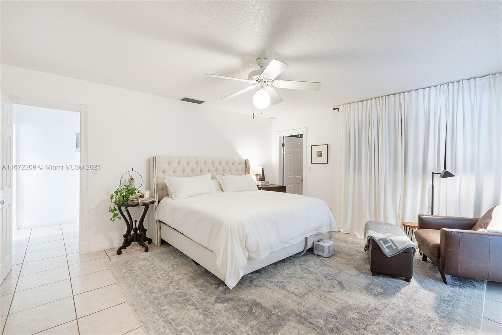 ROYAL PALM ESTATES REPLAT - Residential