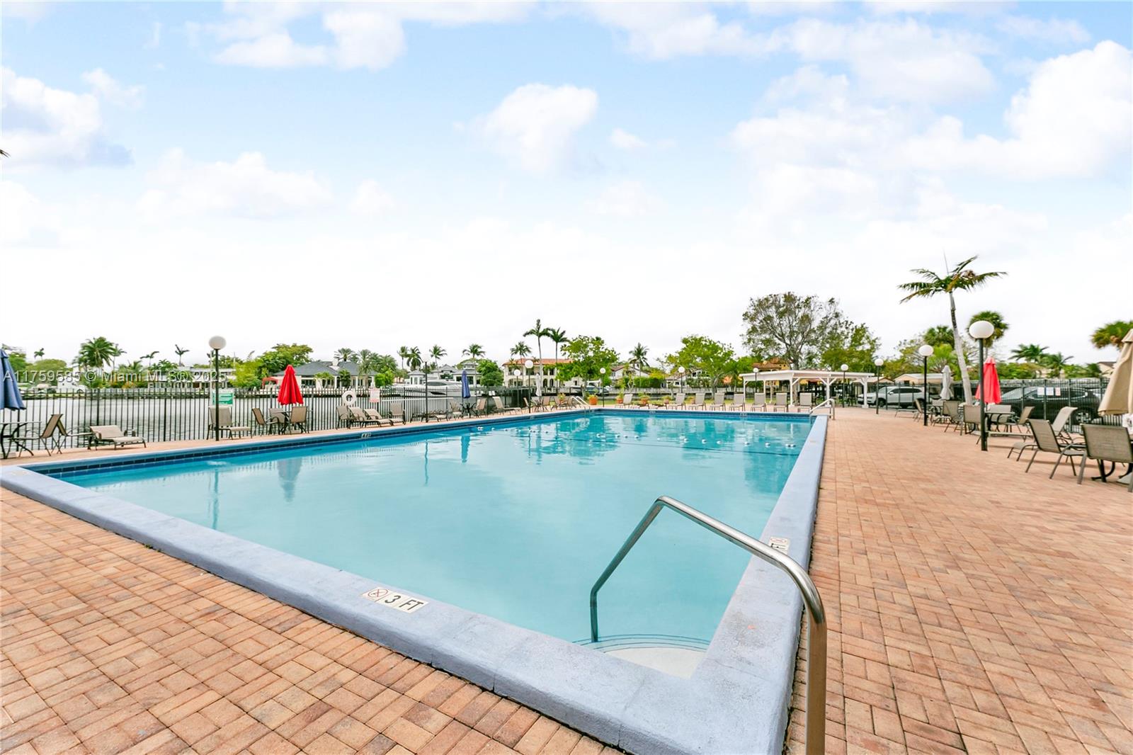 DESOTO PARK CONDO - Residential