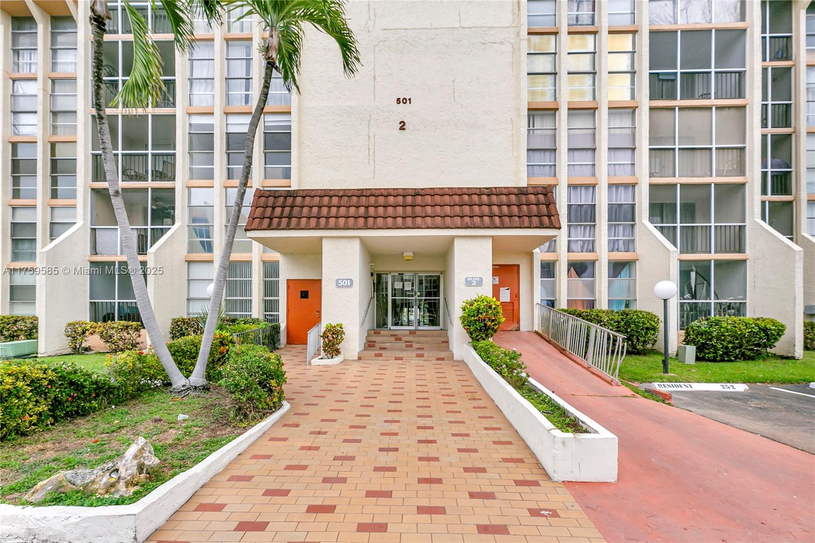 DESOTO PARK CONDO - Residential