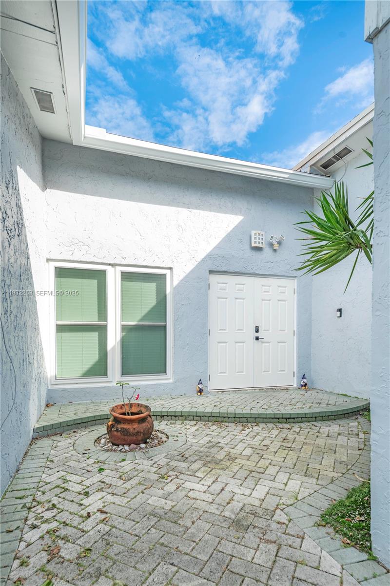 VILLAGES OF HILLSBORO SEC - Residential