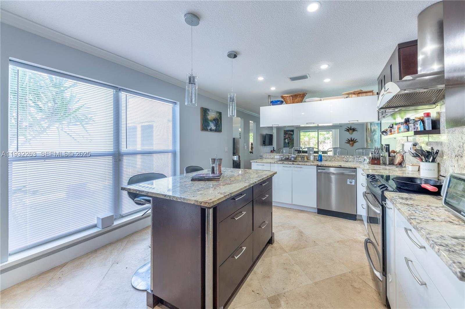 VILLAGES OF HILLSBORO SEC - Residential