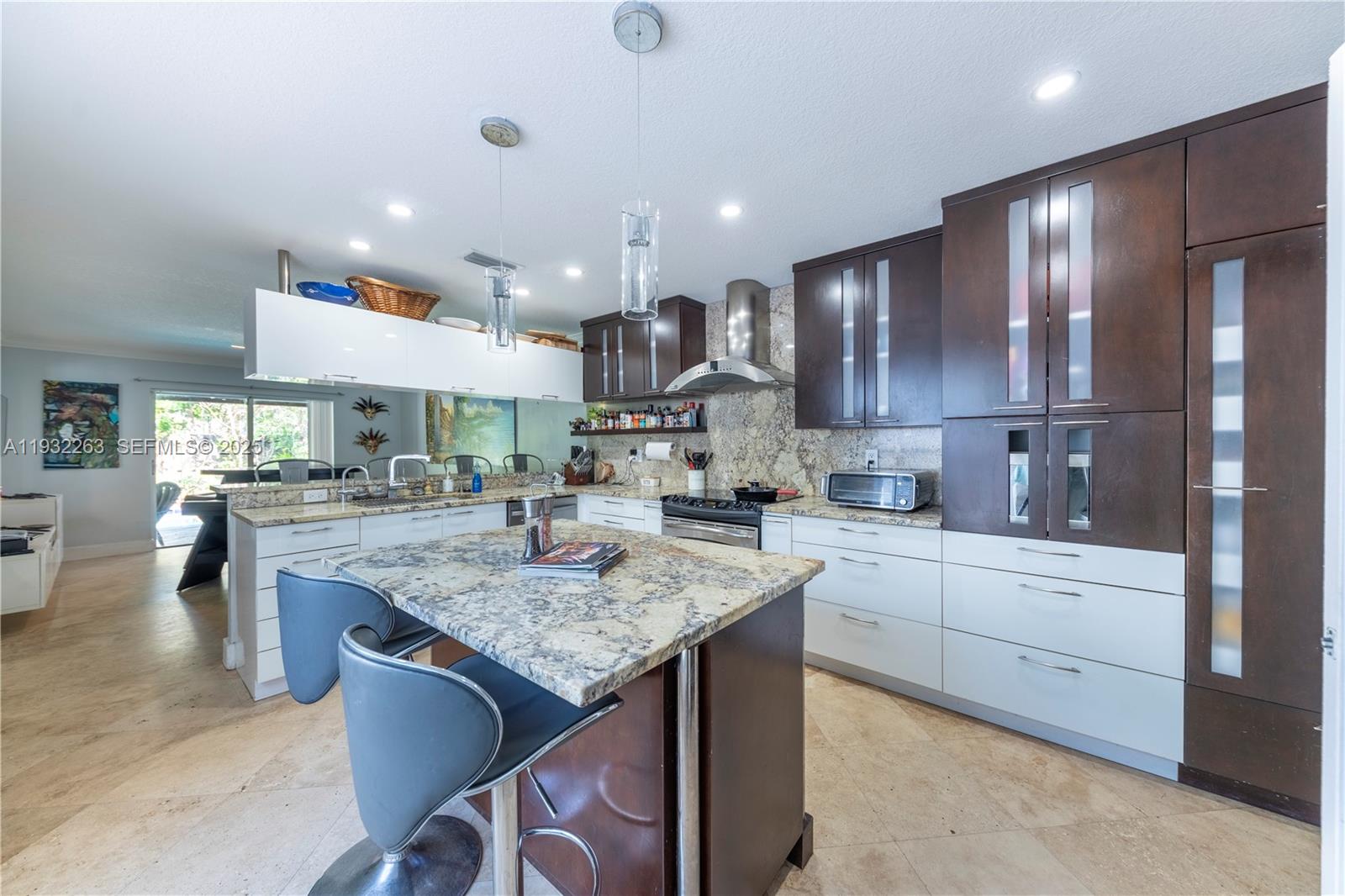 VILLAGES OF HILLSBORO SEC - Residential