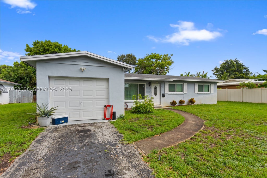 Photo of 4857 NW 8th Ct, Plantation, FL 33317 (MLS # A12063098)