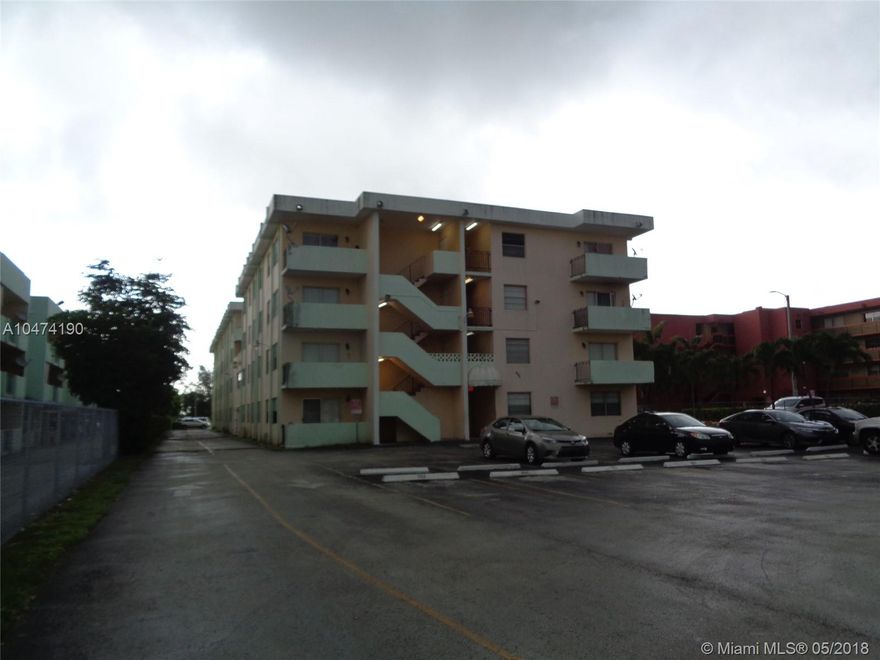 1 Bedroom/1 Bath Condo located in Miami (Doral) close to Miami Airport as well as industrial areas.  Complex is located on a main road NW 72 Ave close to major roadways, schools, parks, Hospitals, and Houses of Worship.  Well maintained 4 story condo with a pool.  Tiles floors throughout.  Insured with Escrow       and is FHA approved.  Ask your agent about HUD's $100 Down Program