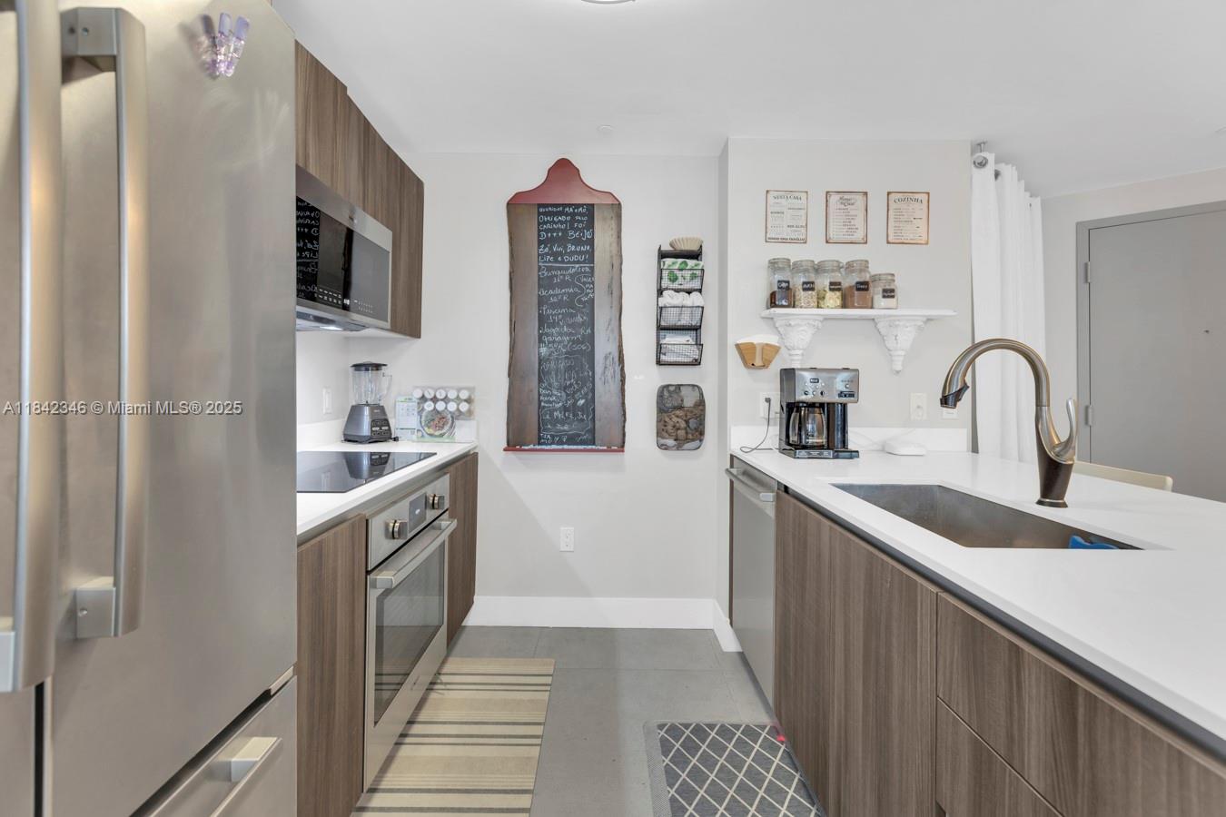 ARIA ON THE BAY CONDO - Residential Lease