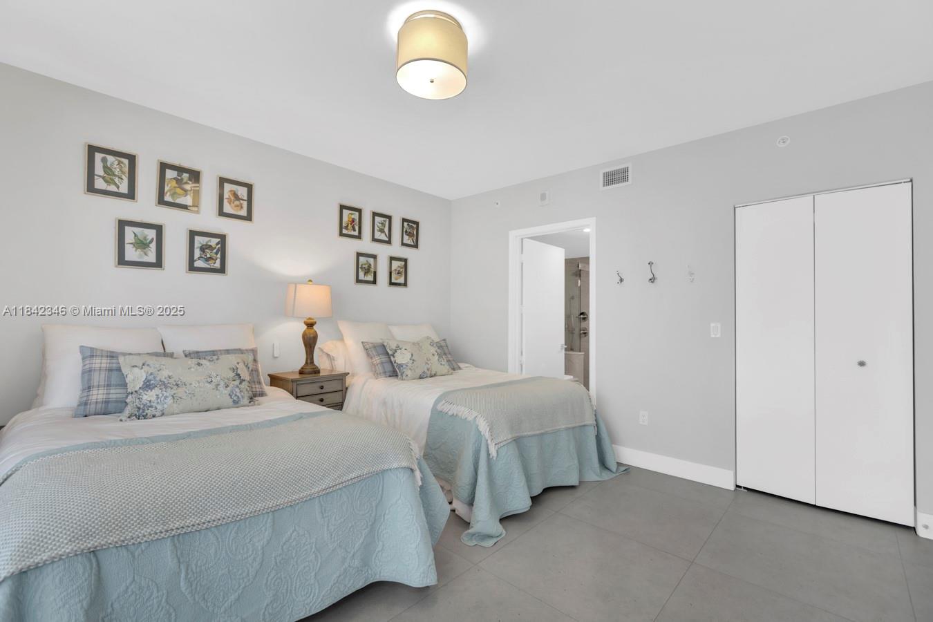 ARIA ON THE BAY CONDO - Residential Lease